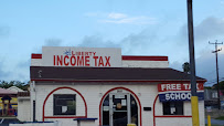 Liberty Tax & Loans 02