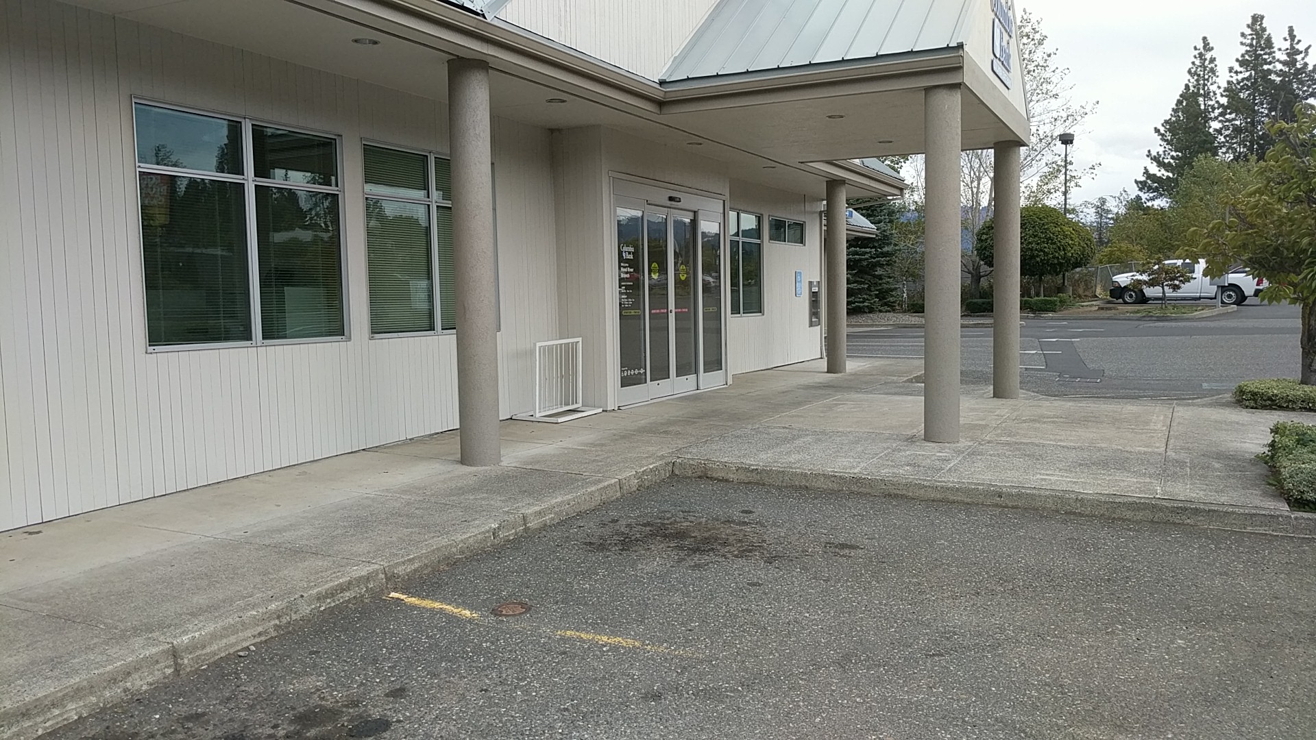Columbia Bank 01