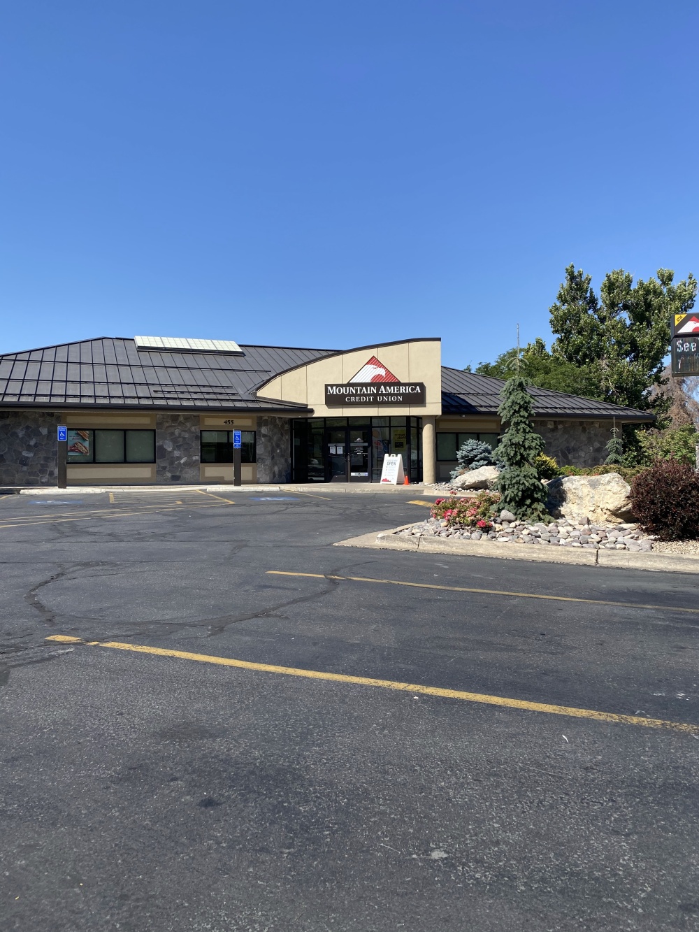 Mountain America Credit Union 01