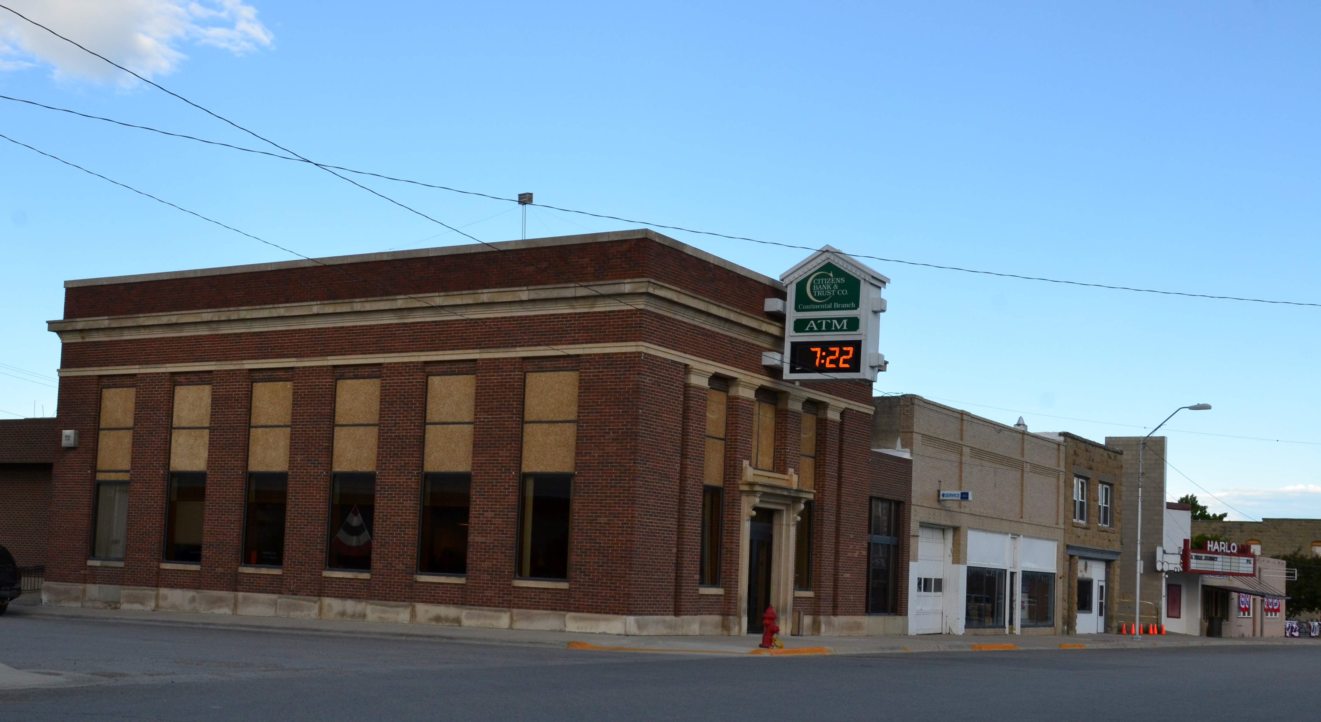 Citizens Bank & Trust Co 01