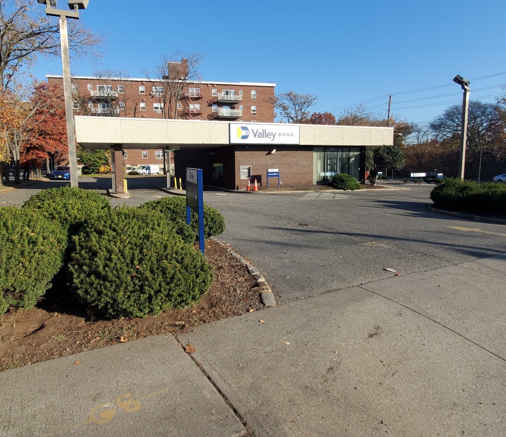 Valley Bank 01