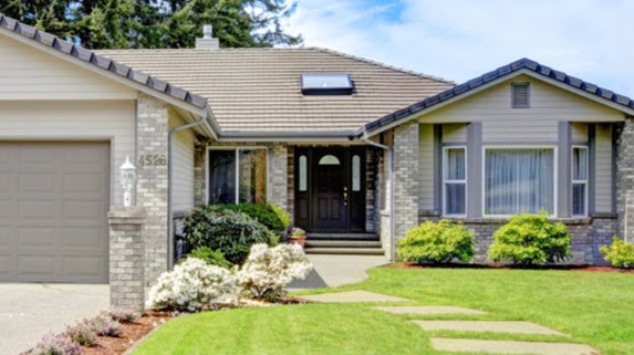 Clyburn Realty & Lending 01