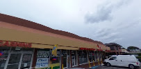 Izzys check cashing 01