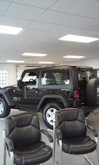 Lundgren Chrysler Dodge Jeep Ram 04