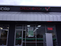 Check Into Cash 01