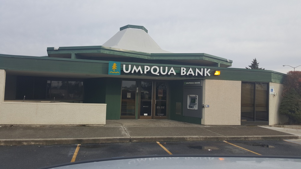 Umpqua Bank 01