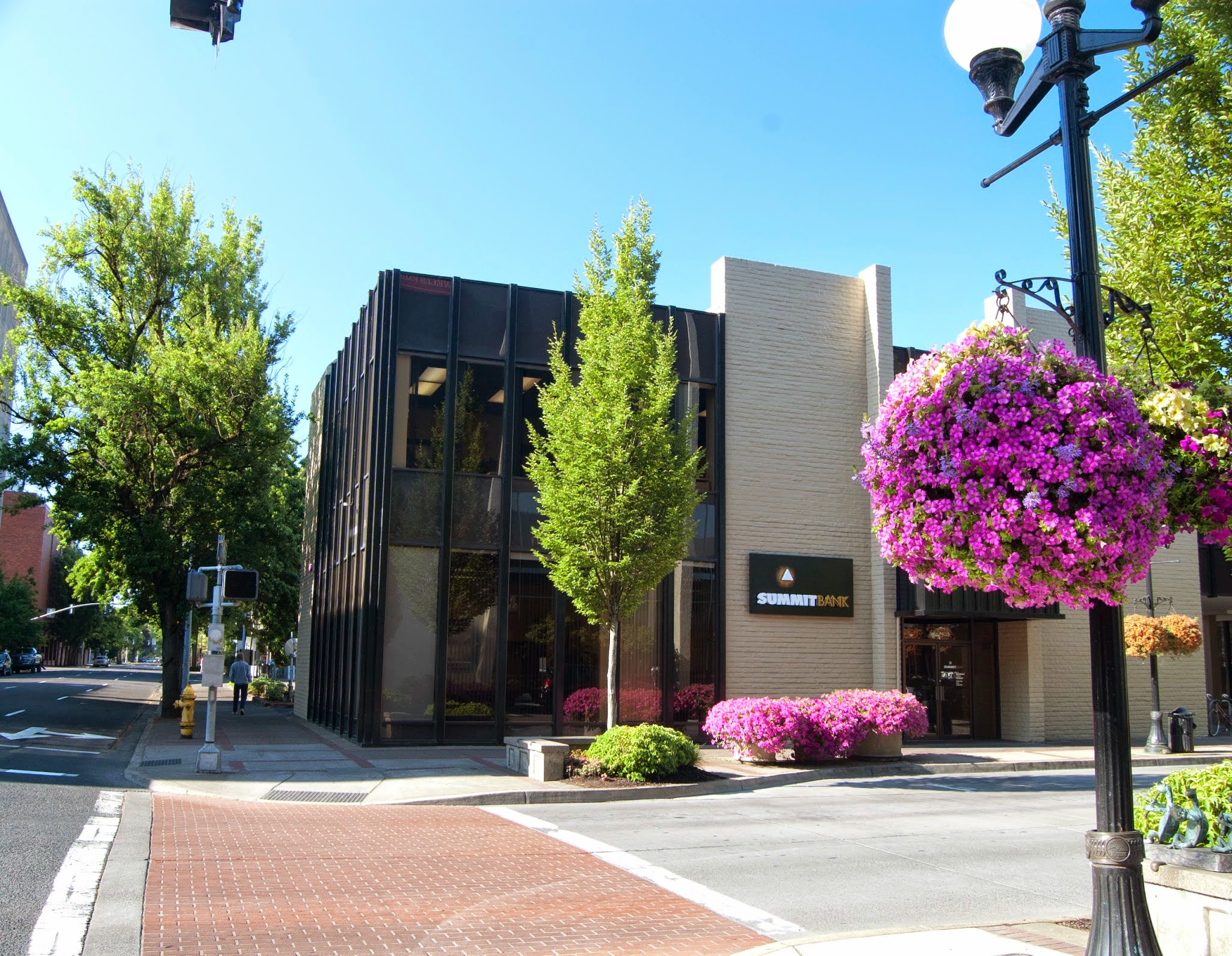 Summit Bank 01