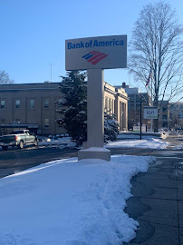 Bank of America (with Drive-thru ATM) 04