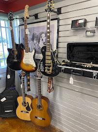 Pelican Pawn 02