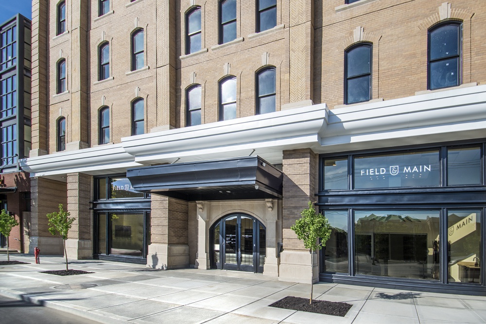 Field and Main Bank 01