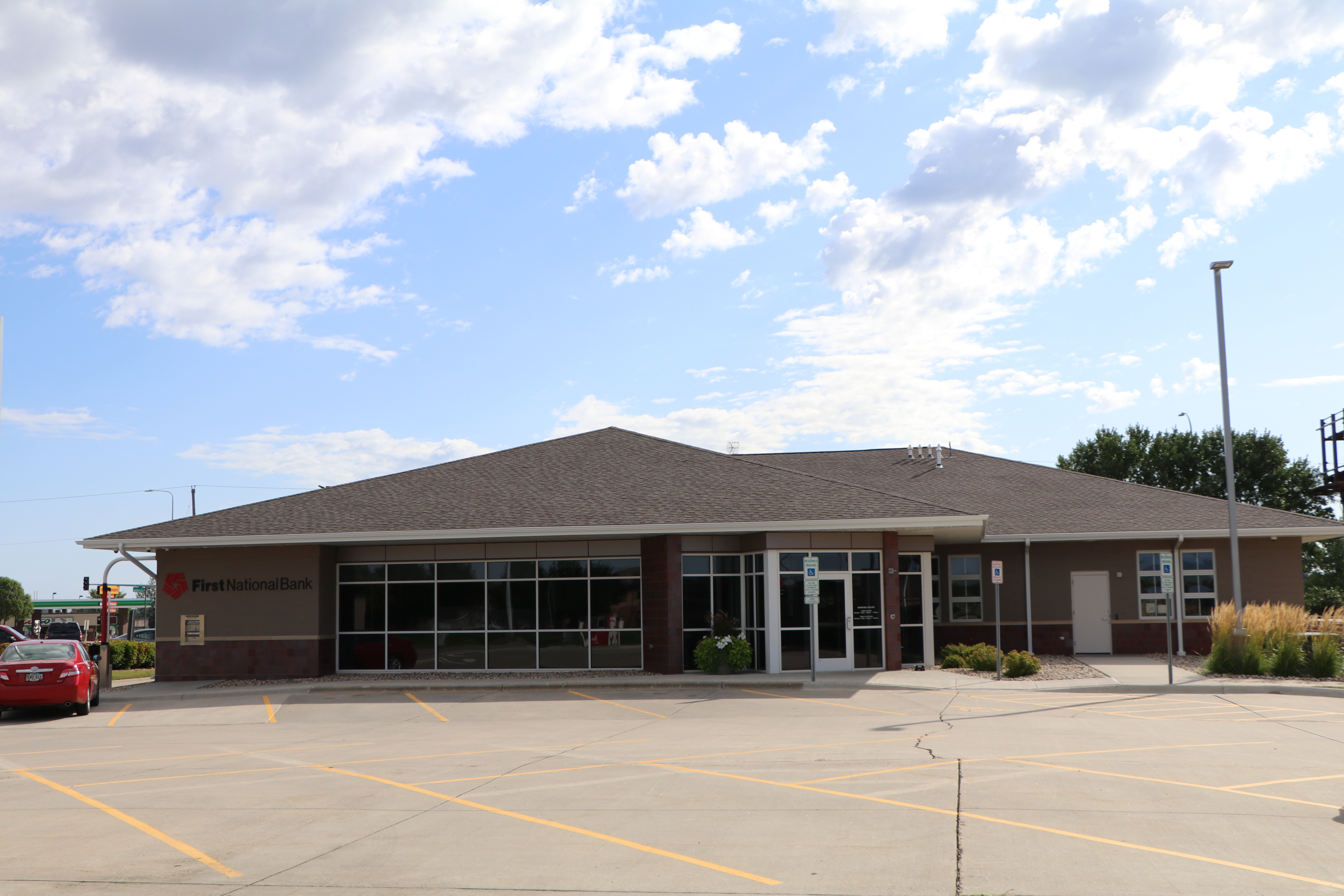 The First National Bank in Sioux Falls 01