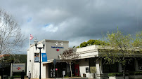 Bank of America (with Drive-thru ATM) 01