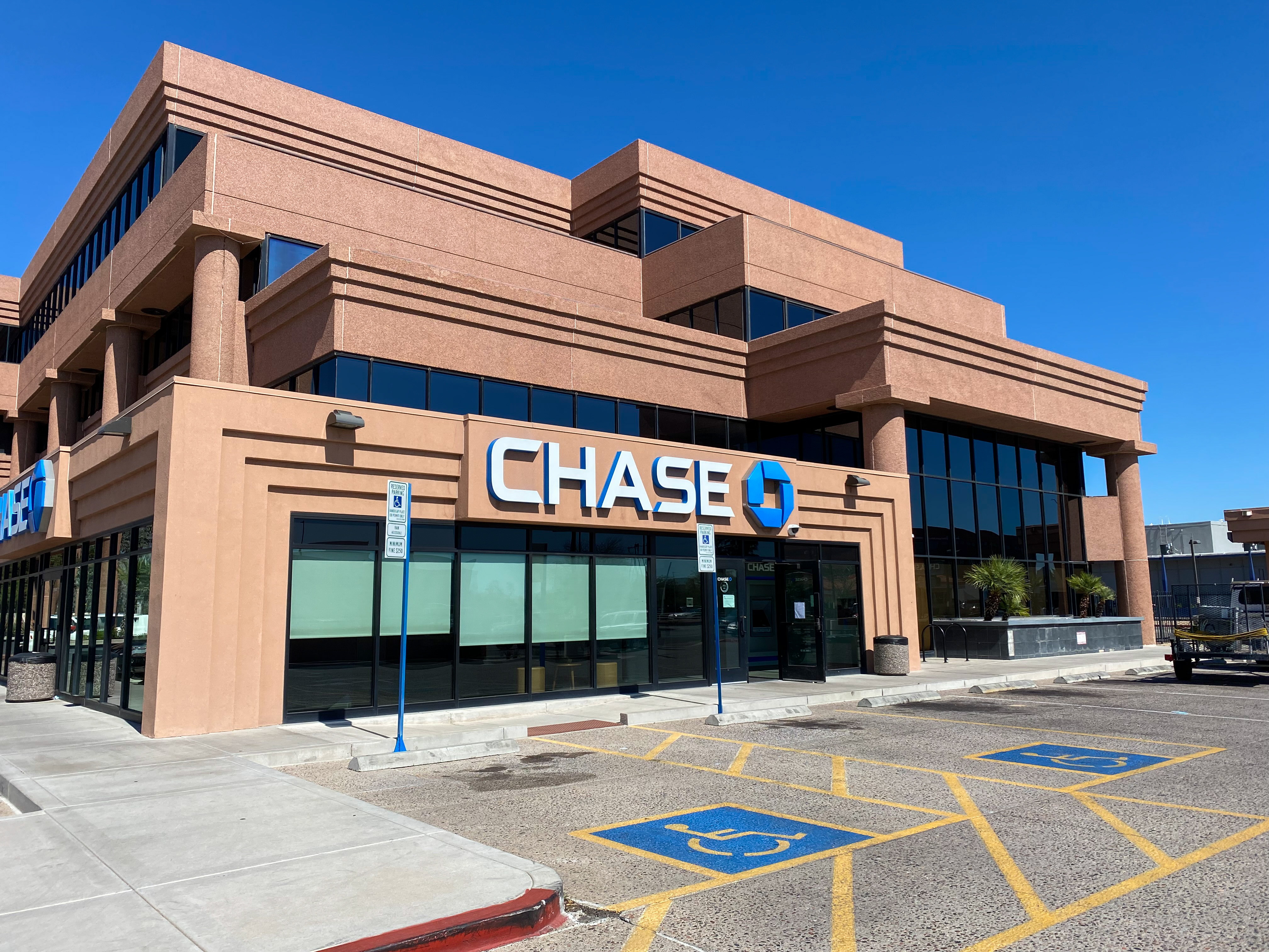 Chase Bank 01