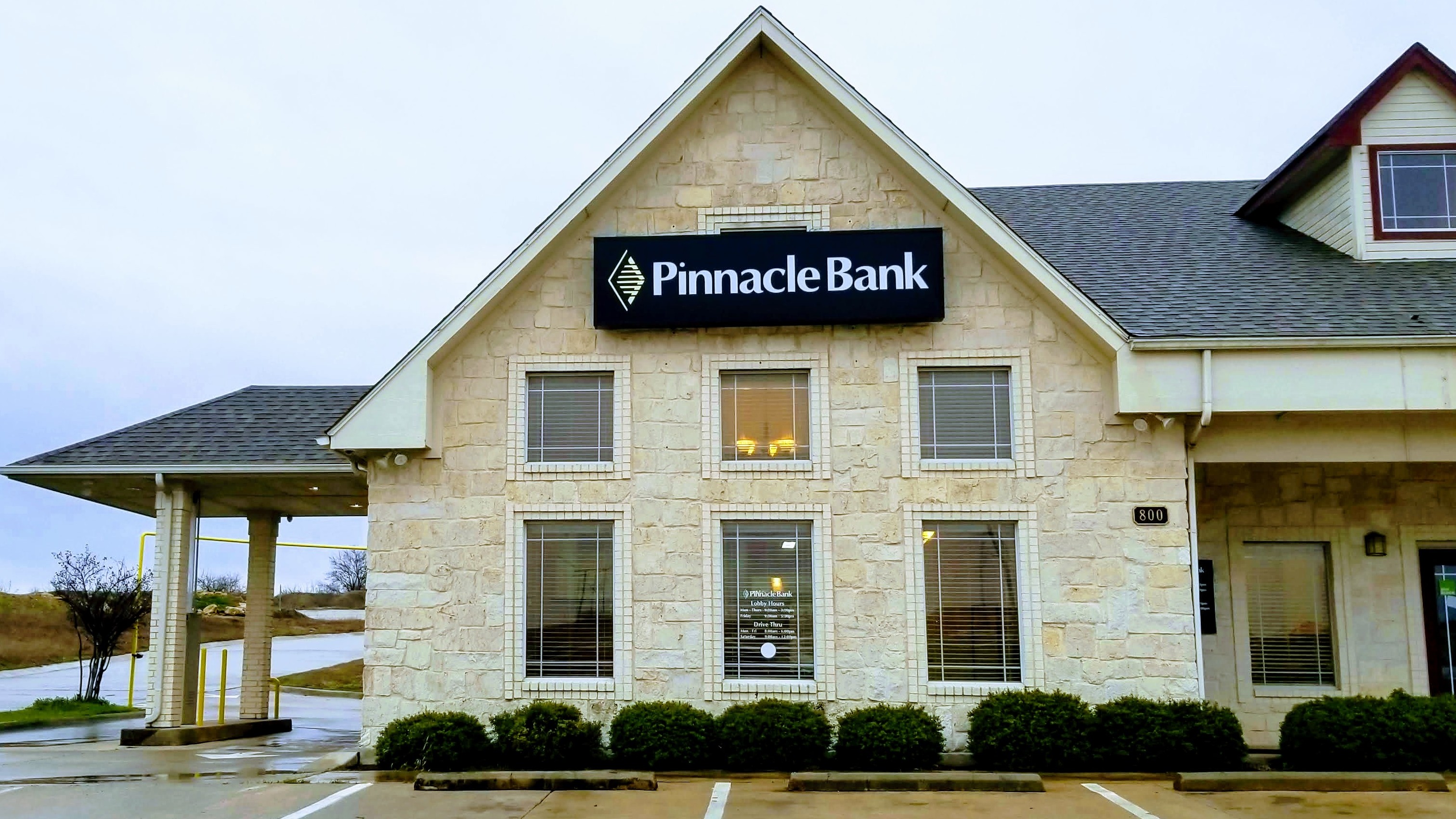 Pinnacle Bank 01