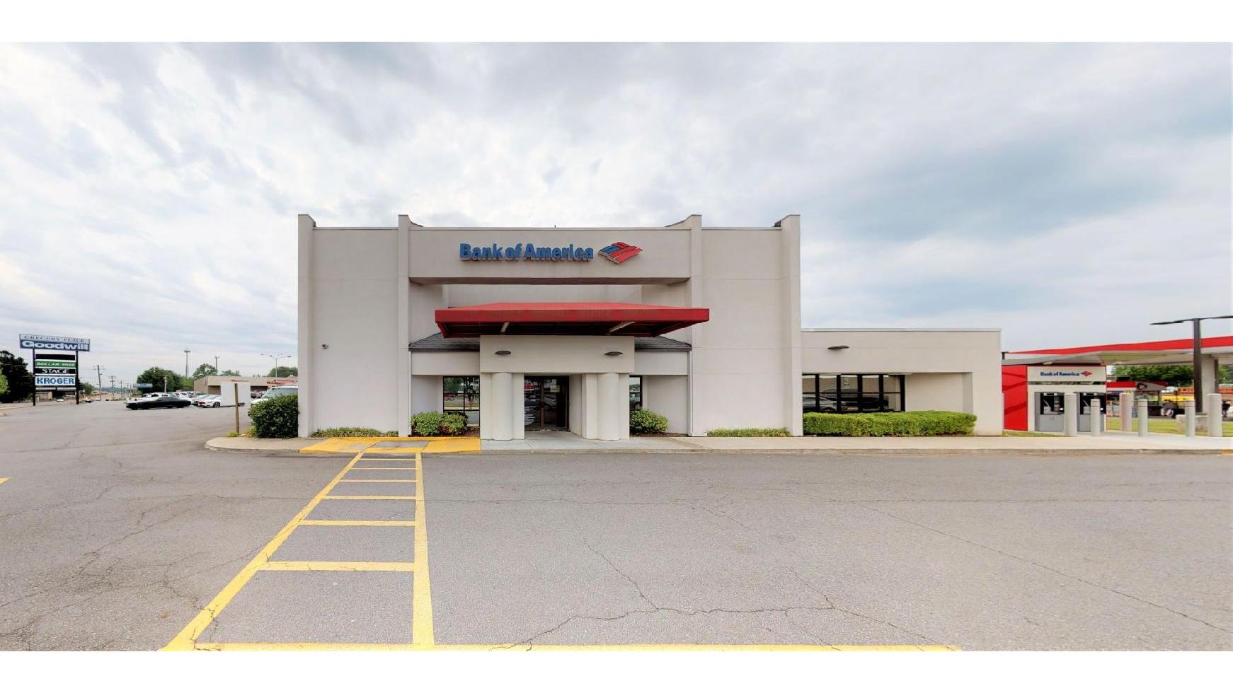 Bank of America (with Drive-thru ATM) 01