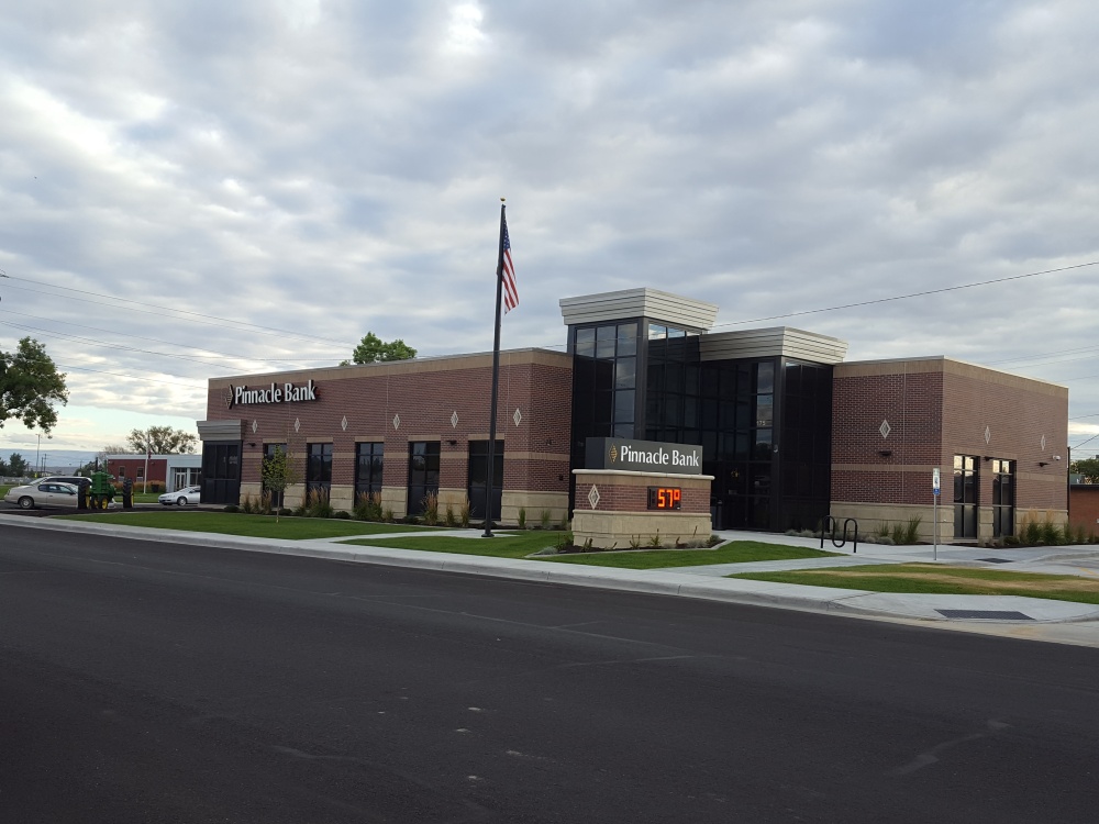 Pinnacle Bank 01