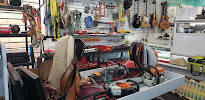 Ken's Buy Sell #1 Gold Buyer Pawn Shop! 04