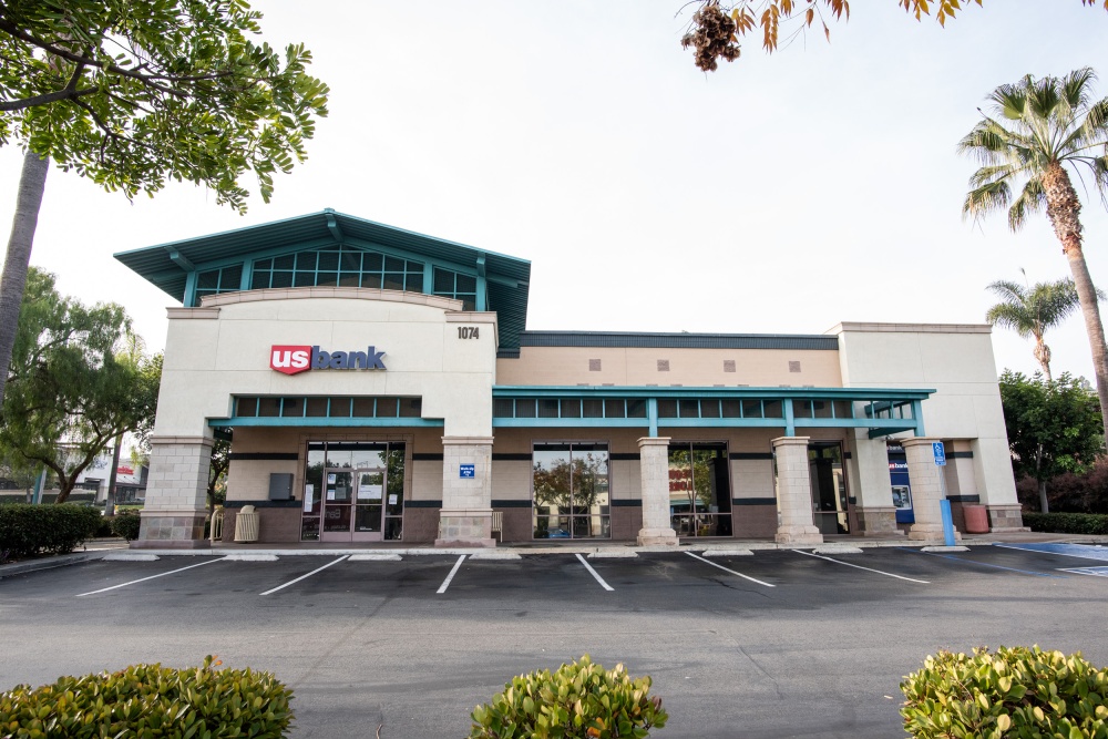 U.S. Bank Branch 01
