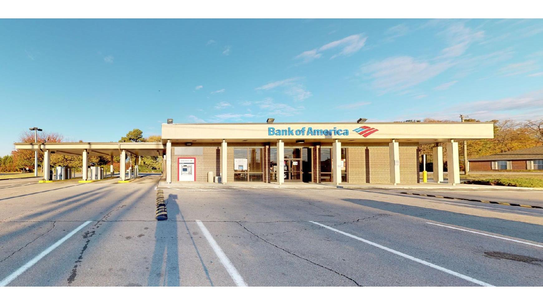 Bank of America (with Drive-thru services) 01
