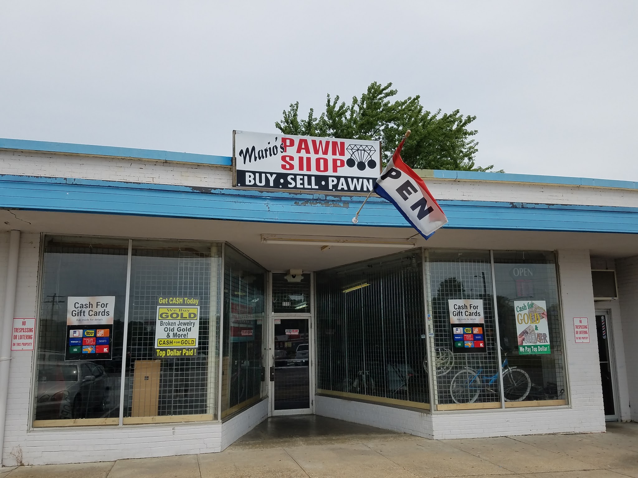 Mario's pawn shop 01