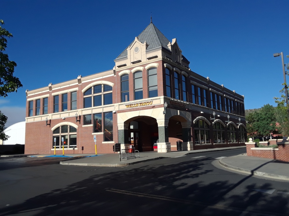 Wells Fargo Bank 01