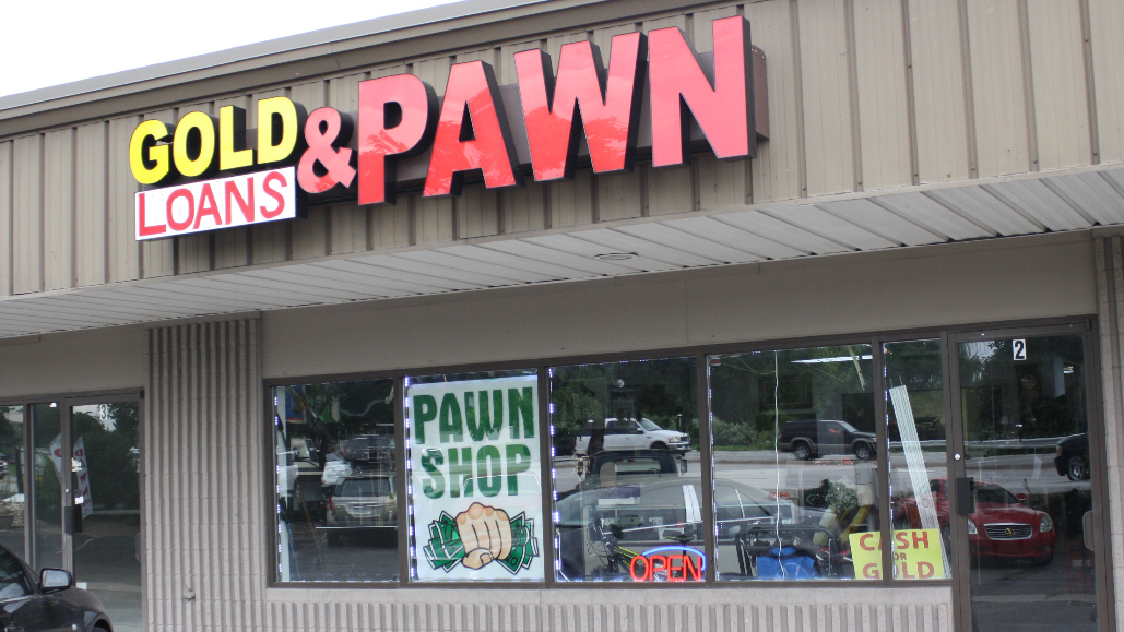PARKER PAWNSHOP 01