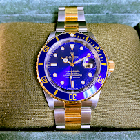 PARKER PAWNSHOP 02