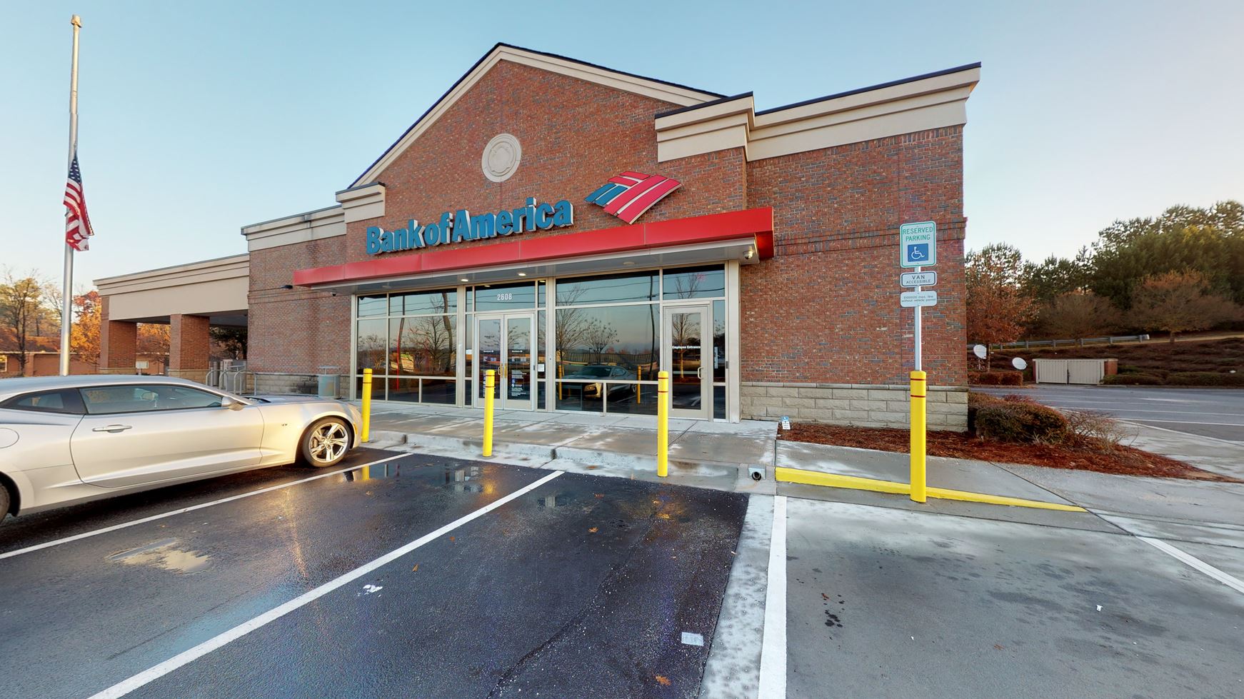 Bank of America (with Drive-thru ATM) 01