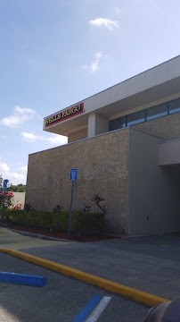 Wells Fargo Bank 01