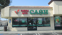 Check Into Cash 01