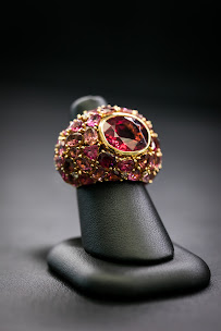 Luxe Jewelry and Loan 03