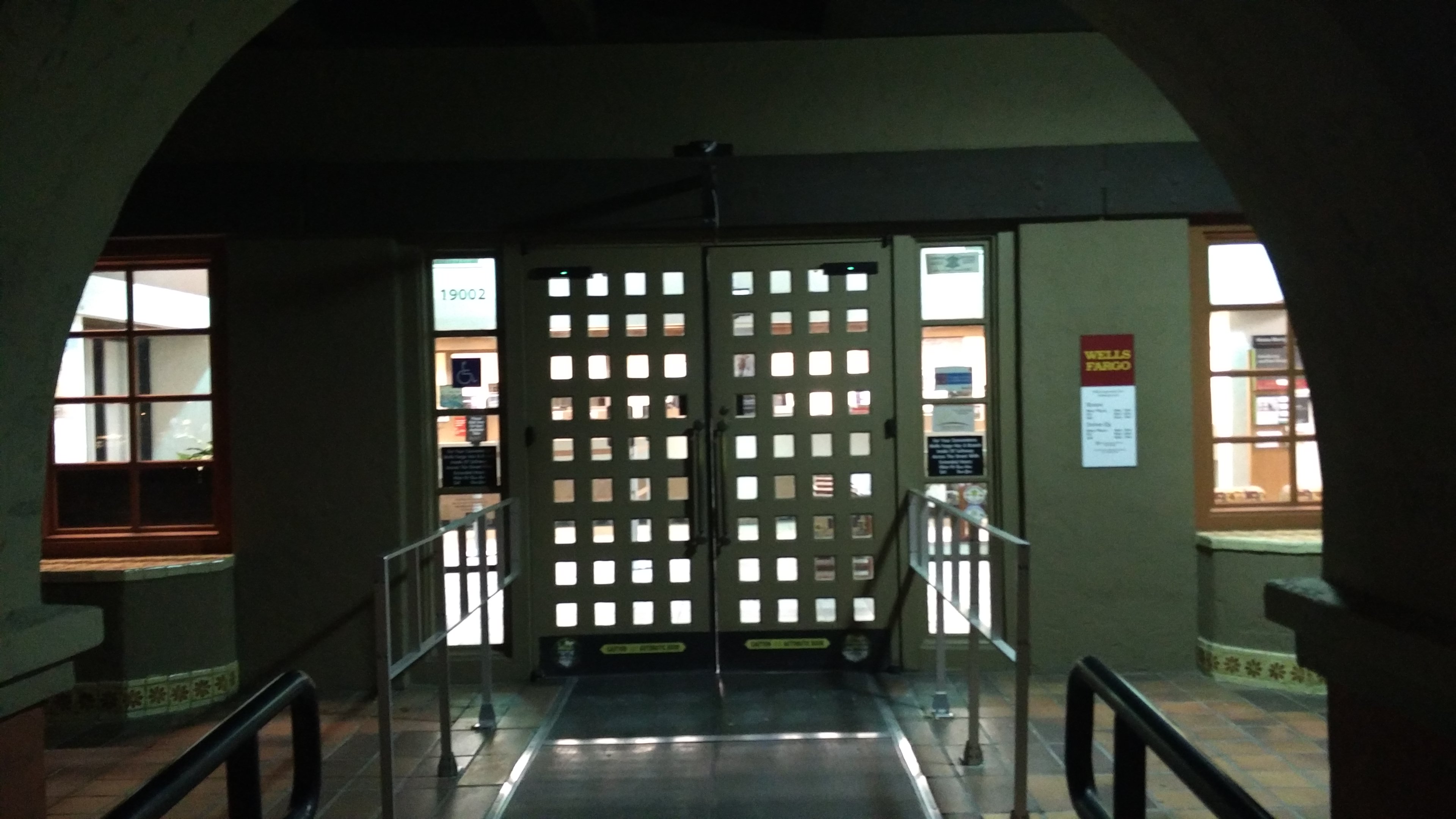 Wells Fargo Bank 01