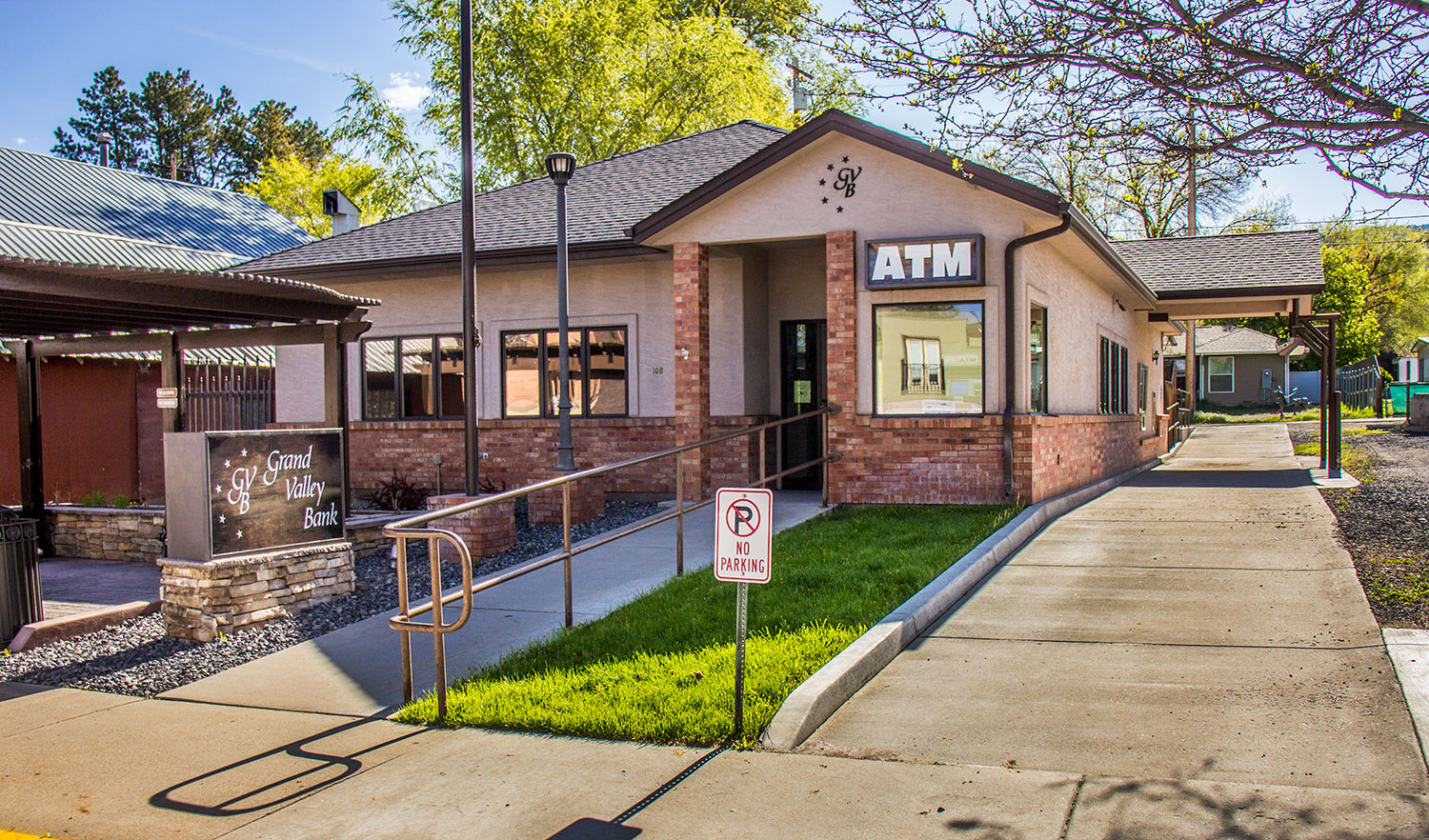 Grand Valley Bank 01