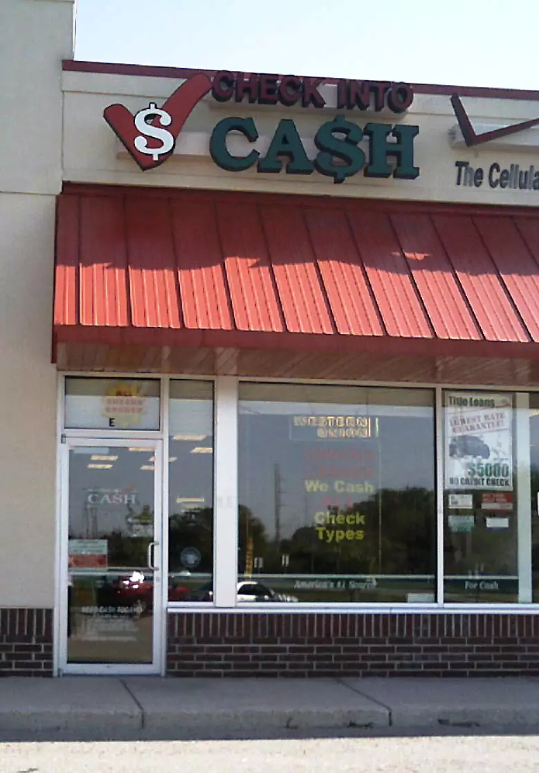 Check Into Cash 01