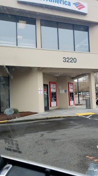Bank of America (with Drive-thru services) 02