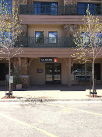 D.L. Evans Bank 01