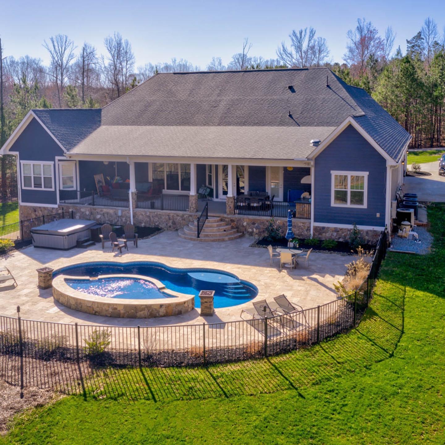 Jeff Helms-Divine Real Estate Boutique 01