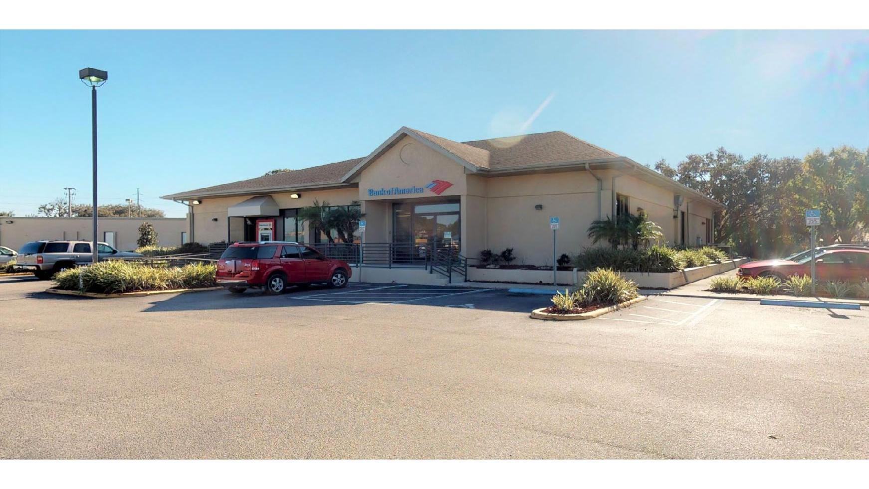 Bank of America (with Drive-thru ATM) 01