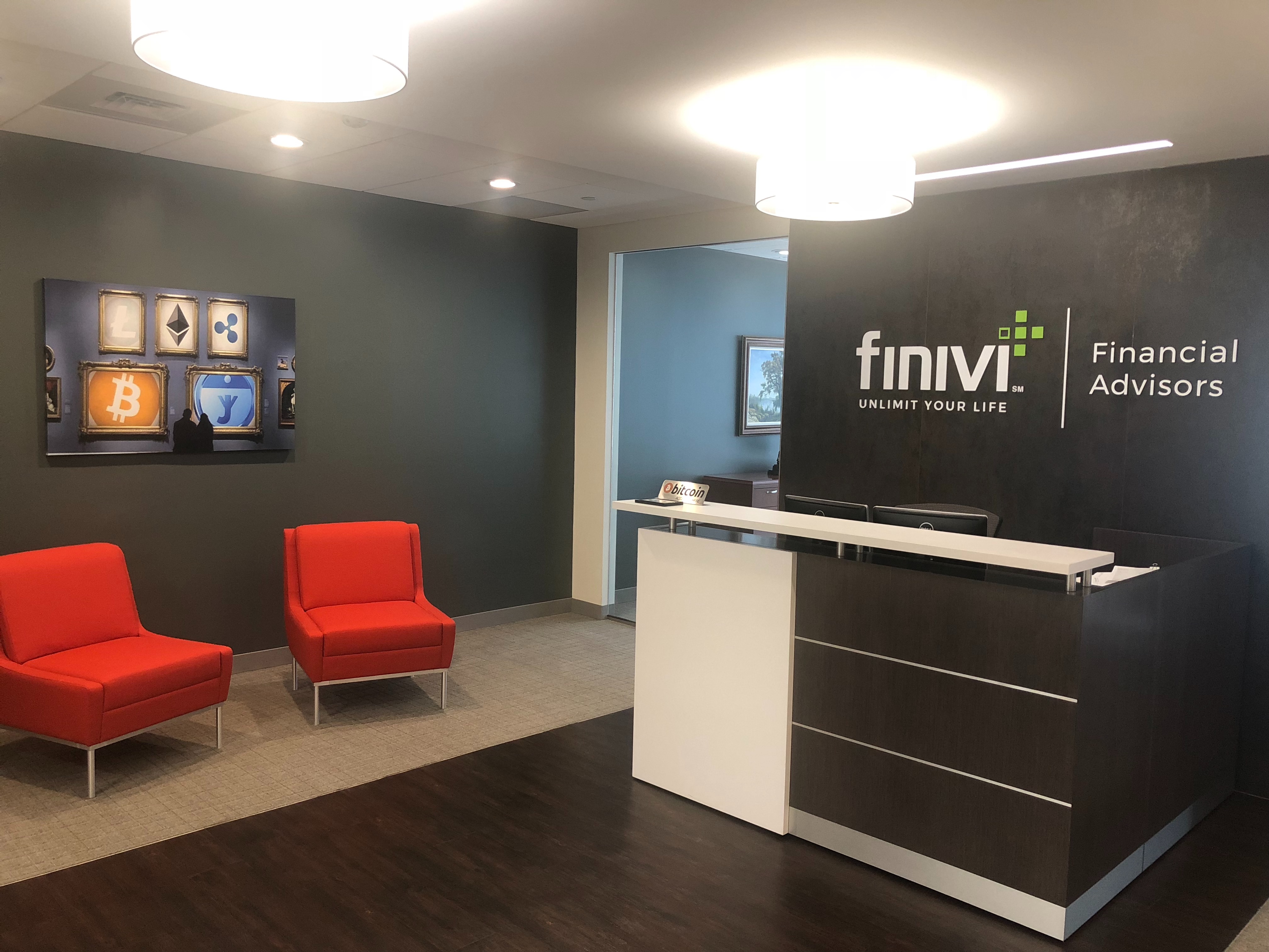 Finivi | Financial Advisors 01