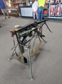 Harveys Pistol & Pawn 04