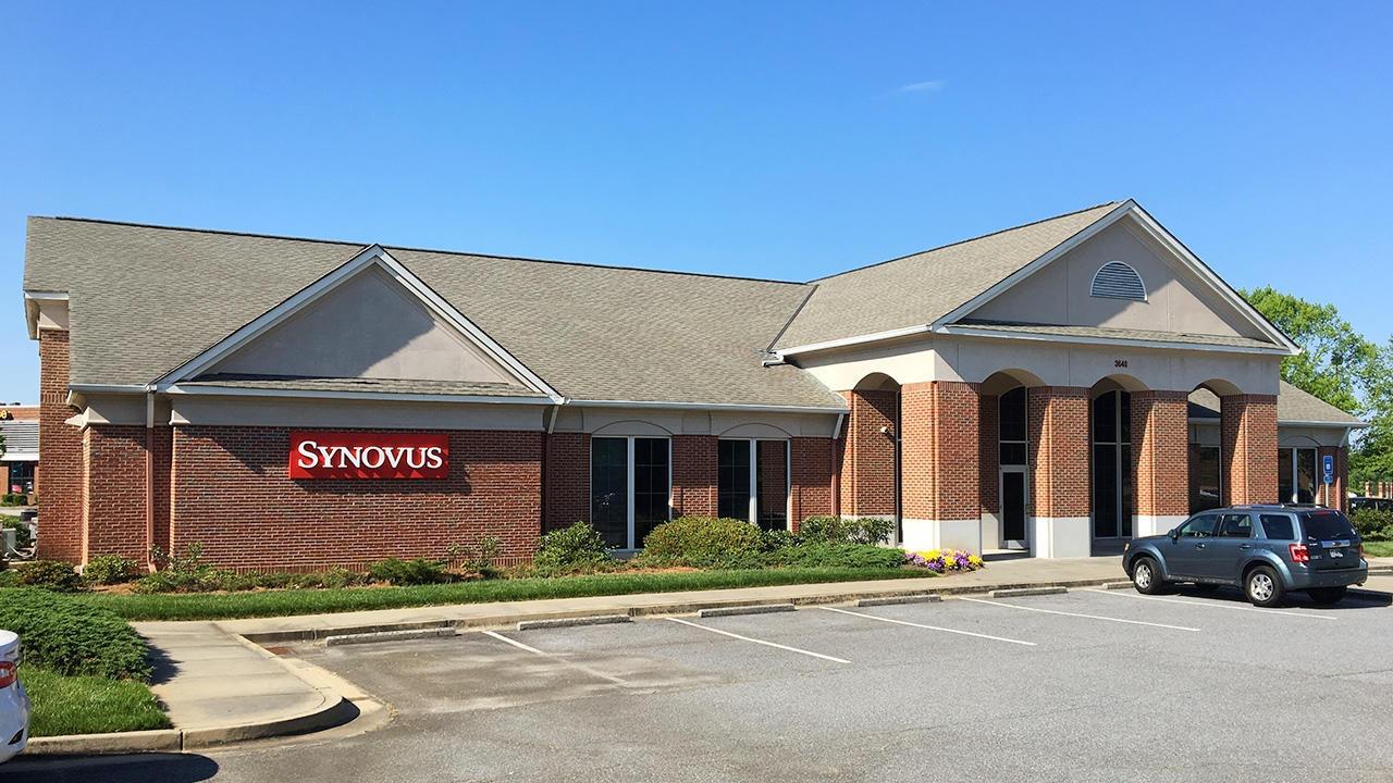 Synovus Bank 01