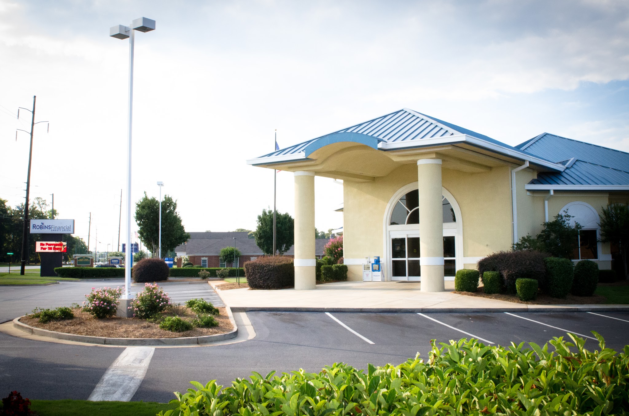 Robins Financial Credit Union 01