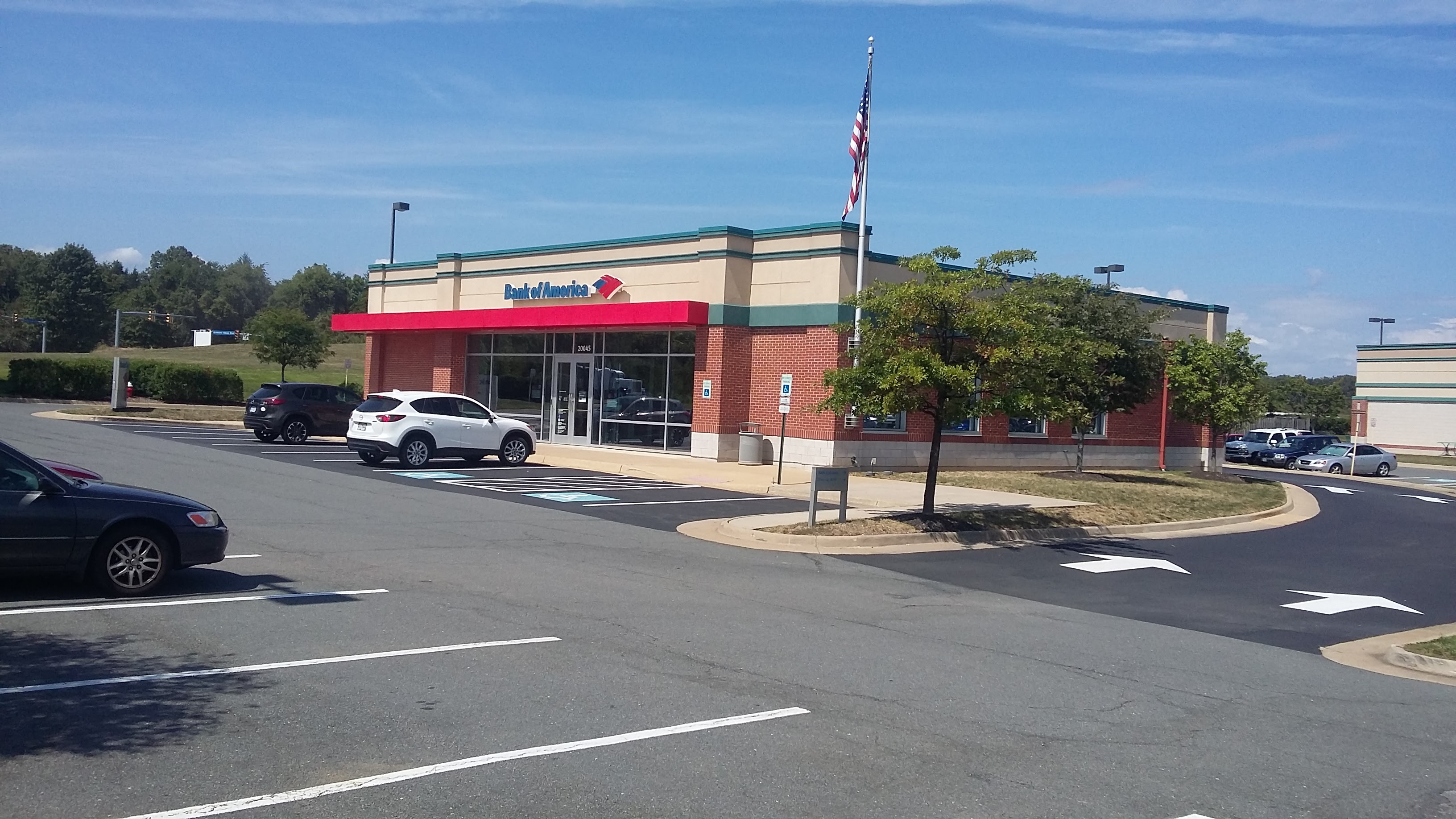 Bank of America (with Drive-thru ATM) 01