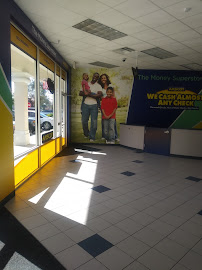 Amscot - The Money Superstore 04