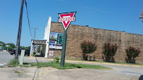 Red Barn Pawn & Music 01