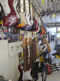 Red Barn Pawn & Music 03