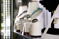 Maxferd Jewelry & Loan of Beverly Hills 04