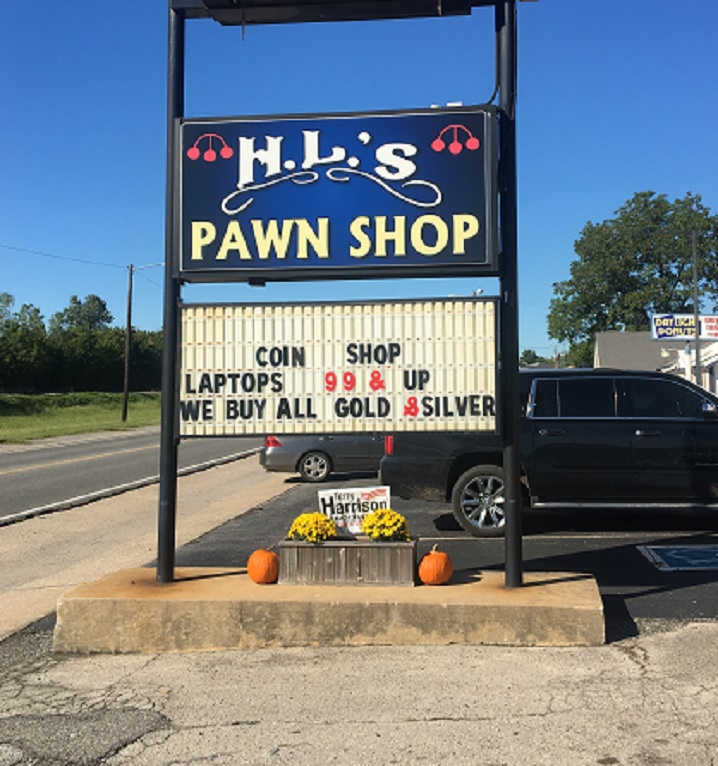 H L's Pawn 01