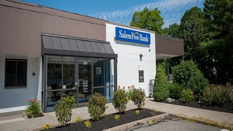 Salem Five Bank 01