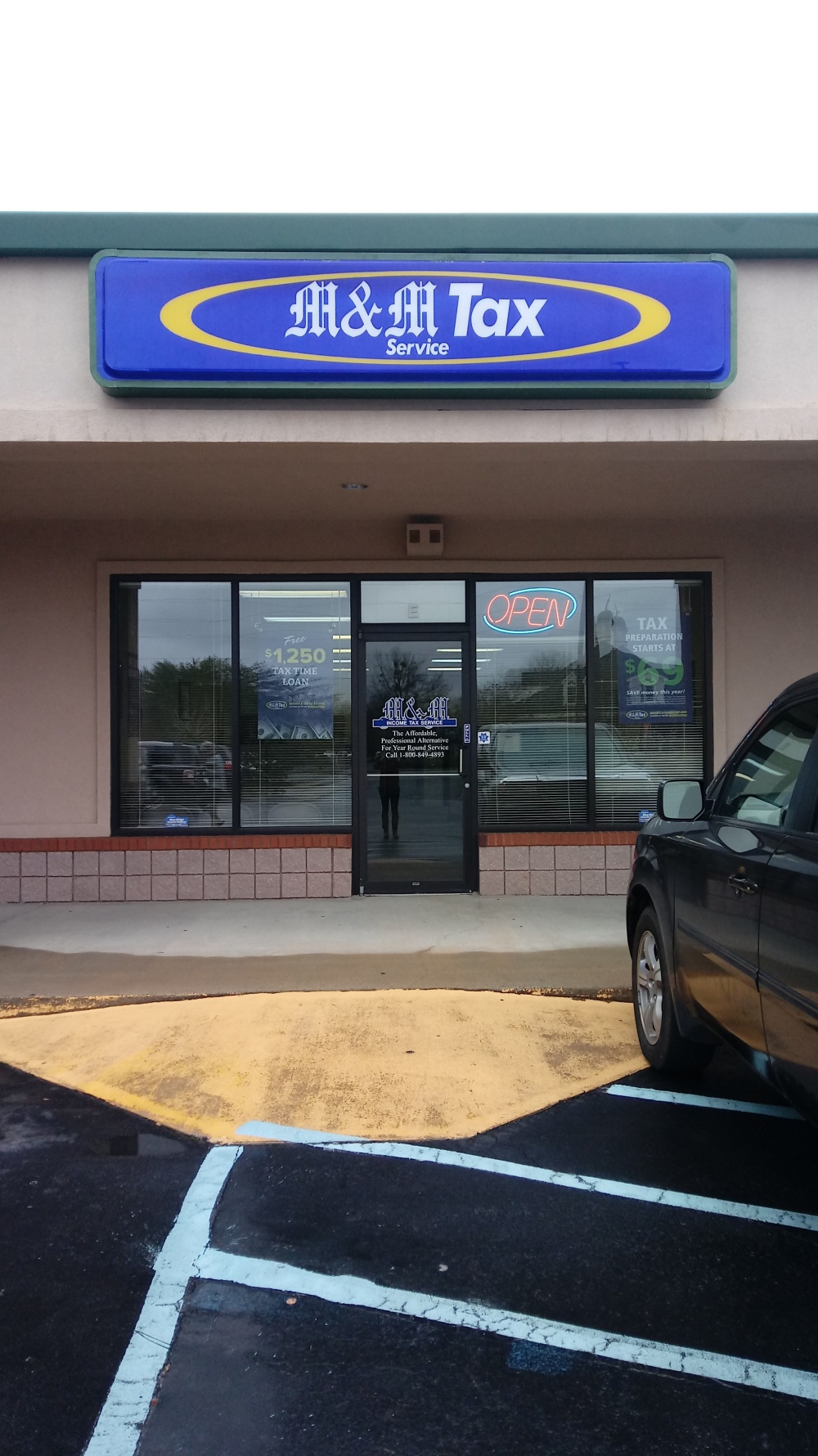 M&M Tax Service 01